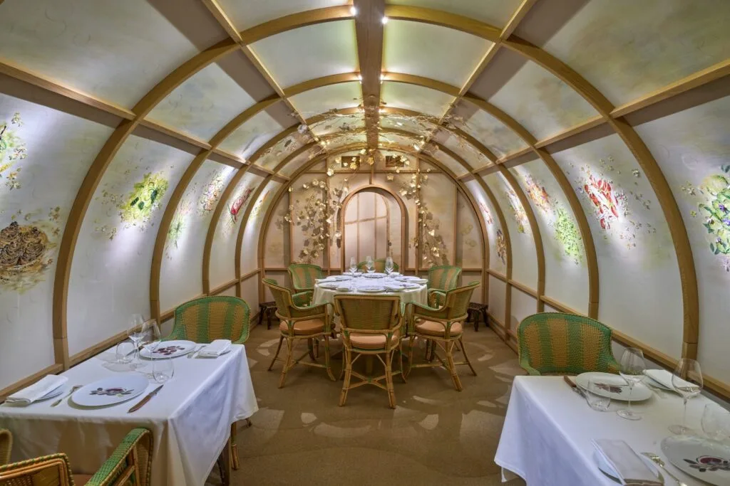 L’Arpège 3 michelin stars restaurant in paris