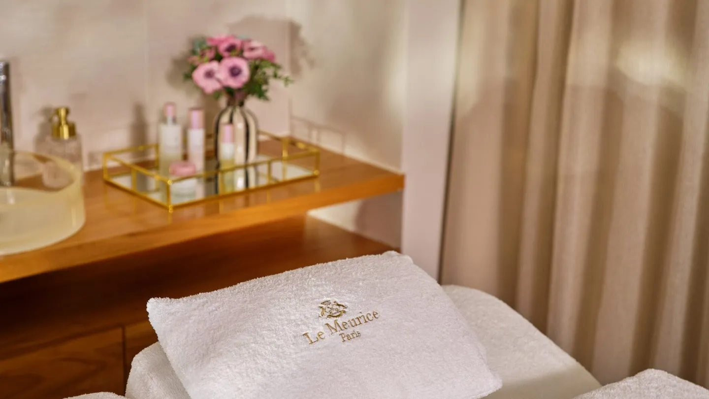 La Maison Valmont pour Le Meurice Spa in Paris