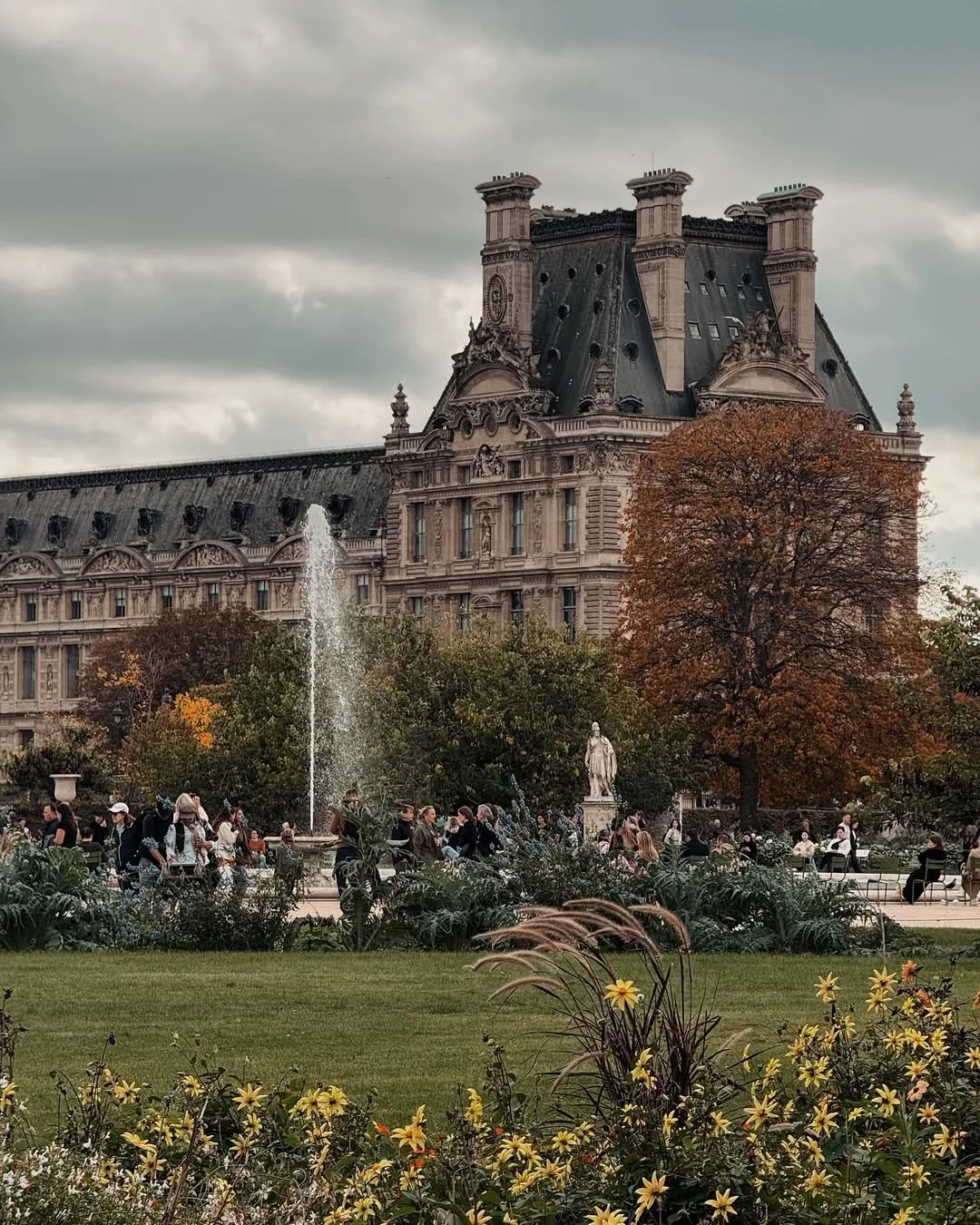 Paris walking tour Center Vadim Hedonist tour images00024